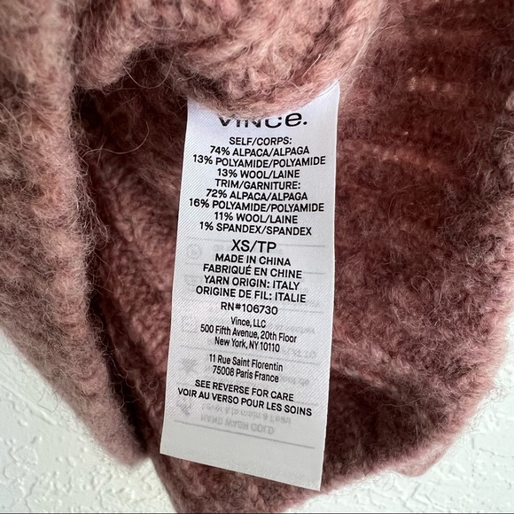 Vince Mirrored Cable Knit Turtleneck Sweater in Rose Womens size XS - Picture 6 of 7